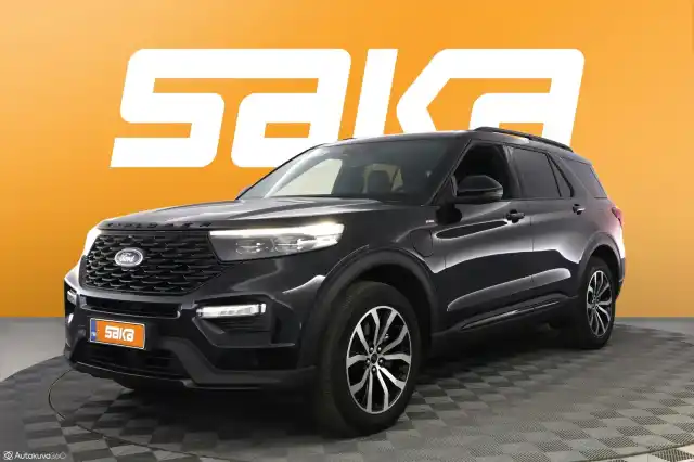 Musta Maastoauto, Ford Explorer – VAR-65841