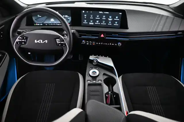 Musta Maastoauto, Kia EV6 – VAR-65910