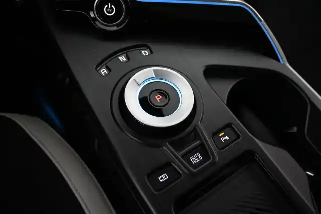 Musta Maastoauto, Kia EV6 – VAR-65910