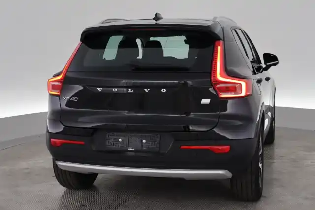 Musta Maastoauto, Volvo XC40 – VAR-66051