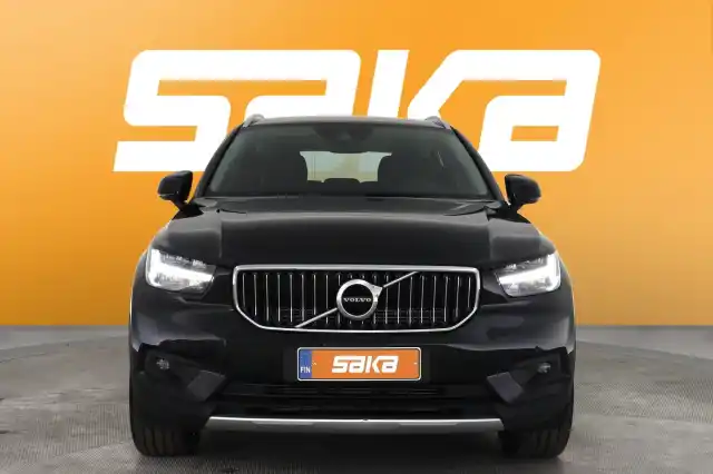 Musta Maastoauto, Volvo XC40 – VAR-66051