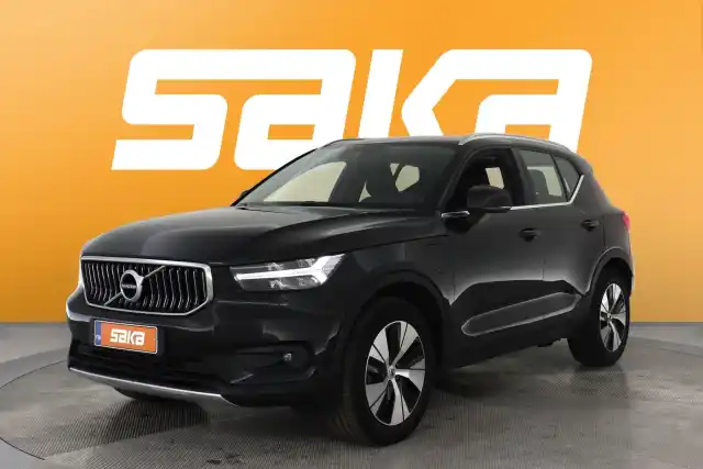 Musta Maastoauto, Volvo XC40 – VAR-66051