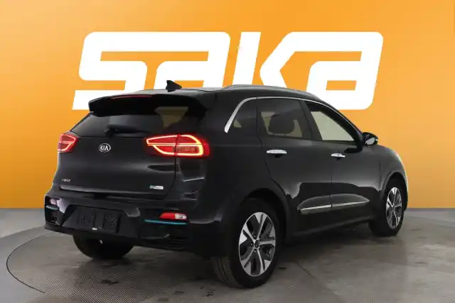 Musta Maastoauto, Kia NIRO – VAR-66312