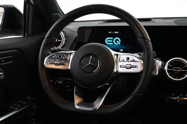 Valkoinen Maastoauto, Mercedes-Benz EQB – VAR-66362