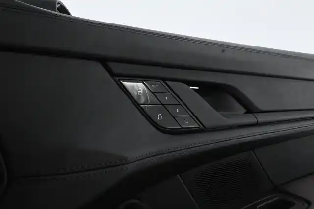 Musta Sedan, Porsche Taycan – VAR-66655