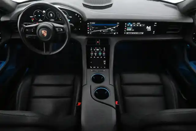 Musta Sedan, Porsche Taycan – VAR-66655