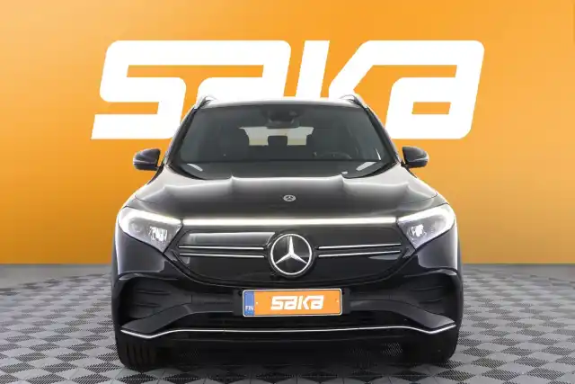 Musta Maastoauto, Mercedes-Benz EQB – VAR-66943