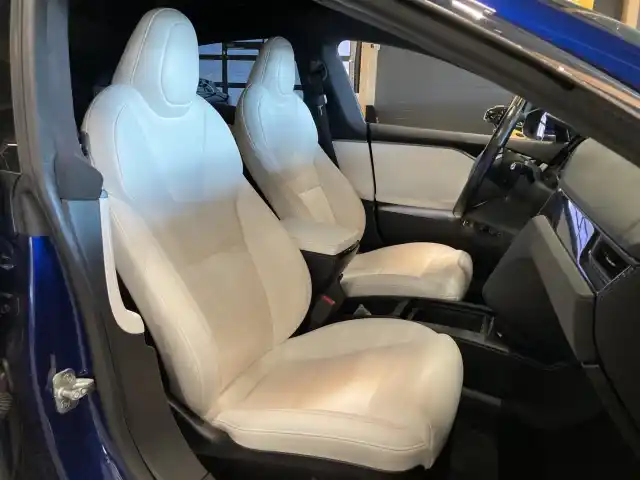Sininen Sedan, Tesla Model S – VAR-67193