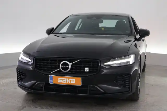 Musta Sedan, Volvo S60 – VAR-67391