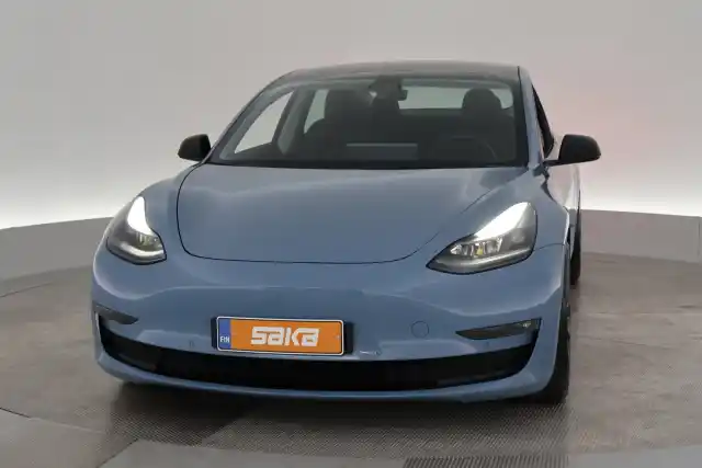 Sininen Sedan, Tesla Model 3 – VAR-67794