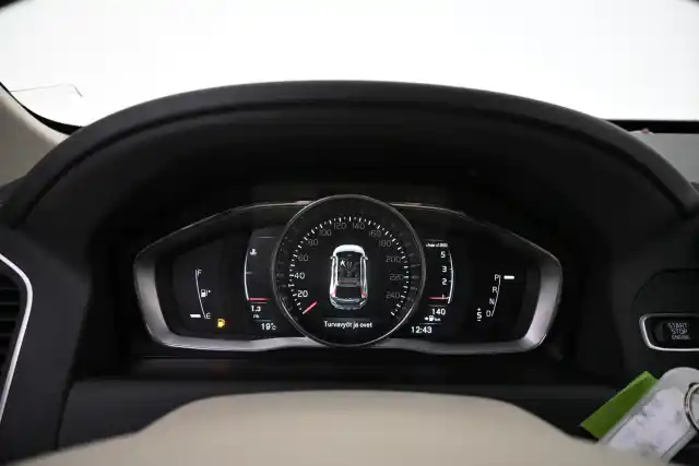 Beige Maastoauto, Volvo XC60 – VAR-68237