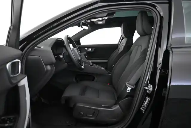 Musta Sedan, Polestar 2 – VAR-68240
