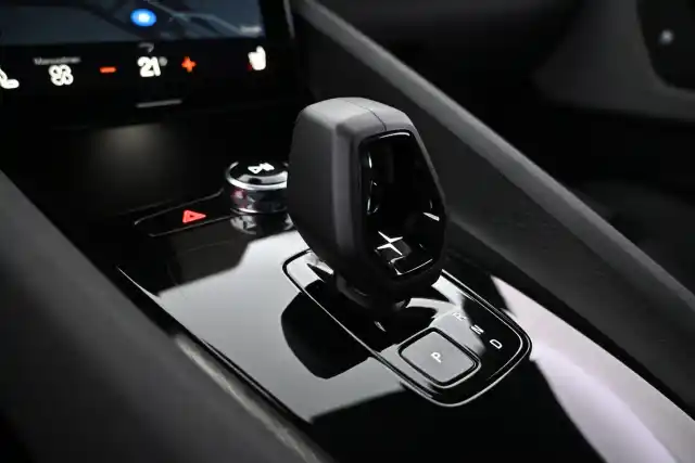 Musta Sedan, Polestar 2 – VAR-68240