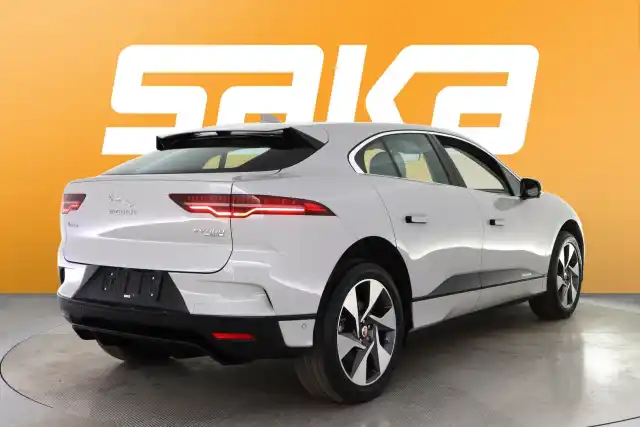 Valkoinen Maastoauto, Jaguar I-PACE – VAR-68614