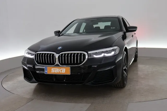 Musta Sedan, BMW 545 – VAR-68689