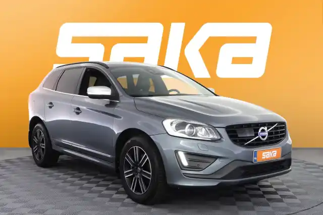 Harmaa Maastoauto, Volvo XC60 – VAR-68734