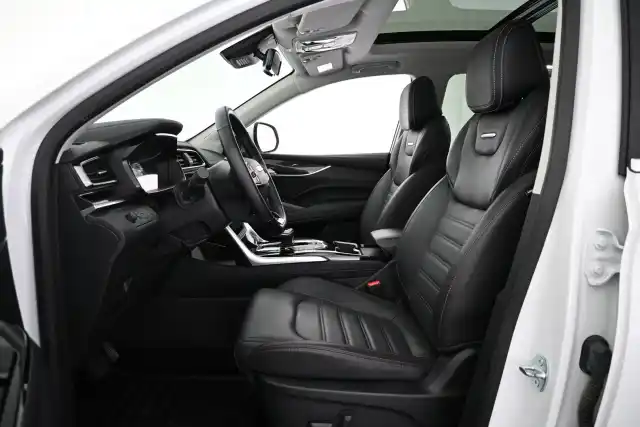 Valkoinen Maastoauto, Maxus Euniq 6 – VAR-68736