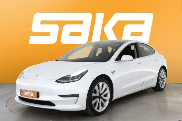 Valkoinen Sedan, Tesla Model 3 – VAR-68831