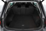 Valkoinen Maastoauto, Volkswagen Tiguan – VAR-69309, kuva 10