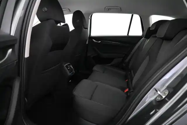 Harmaa Farmari, Skoda Octavia – VAR-69412