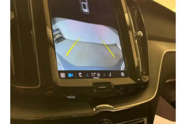 Harmaa Maastoauto, Volvo XC60 – VAR-69419