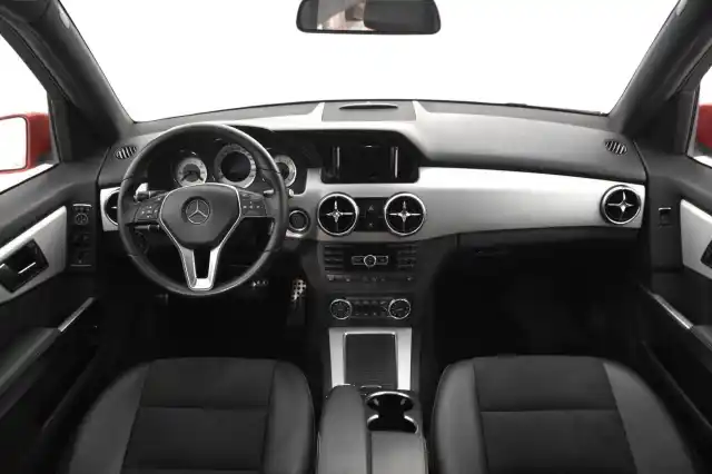 Punainen Maastoauto, Mercedes-Benz GLK – VAR-69470