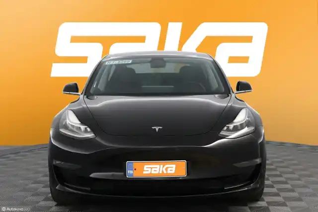 Musta Sedan, Tesla Model 3 – VAR-69584