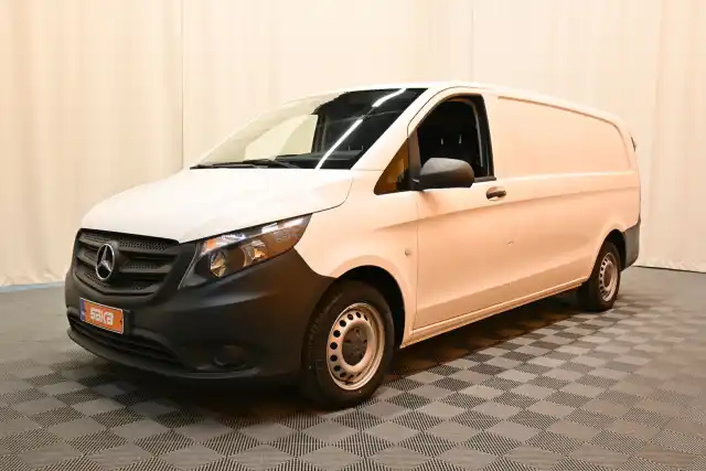 Valkoinen Pakettiauto, Mercedes-Benz Vito – VAR-69851