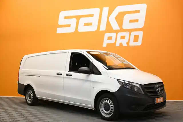 Valkoinen Pakettiauto, Mercedes-Benz Vito – VAR-69851