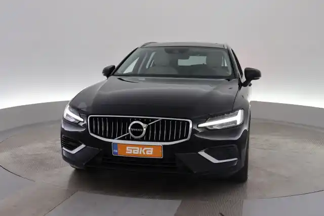 Musta Farmari, Volvo V60 – VAR-70143