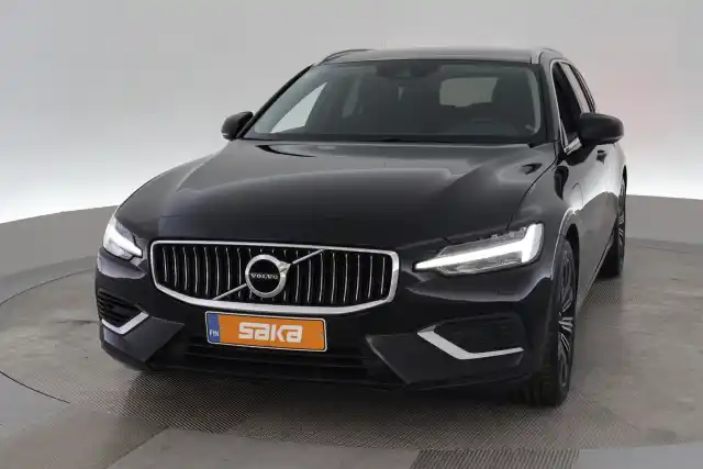 Musta Farmari, Volvo V60 – VAR-70306