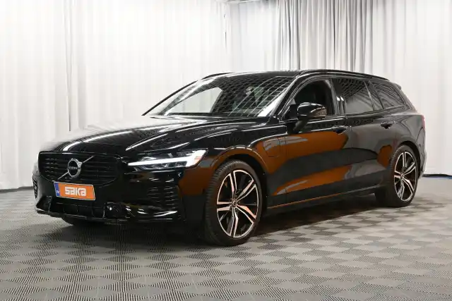 Musta Farmari, Volvo V60 – VAR-70335