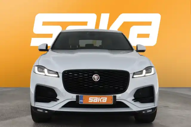 Valkoinen Maastoauto, Jaguar F-PACE – VAR-70494