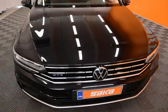 musta Farmari, Volkswagen Passat – VAR-70752