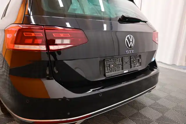 musta Farmari, Volkswagen Passat – VAR-70752