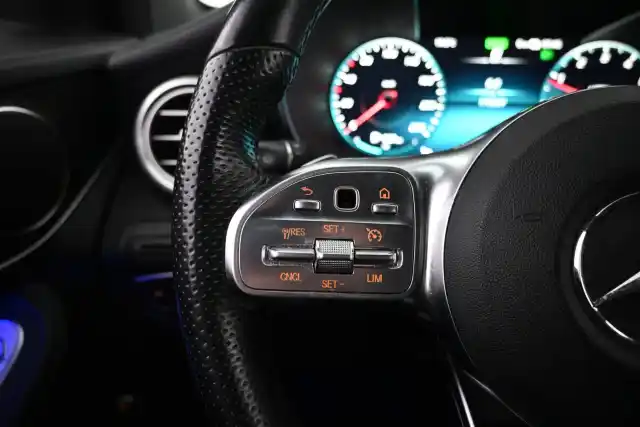 Harmaa Coupe, Mercedes-Benz GLC – VAR-70834
