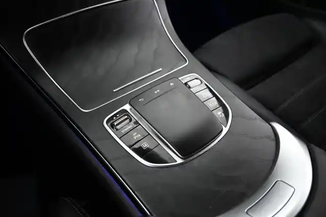 Harmaa Coupe, Mercedes-Benz GLC – VAR-70834