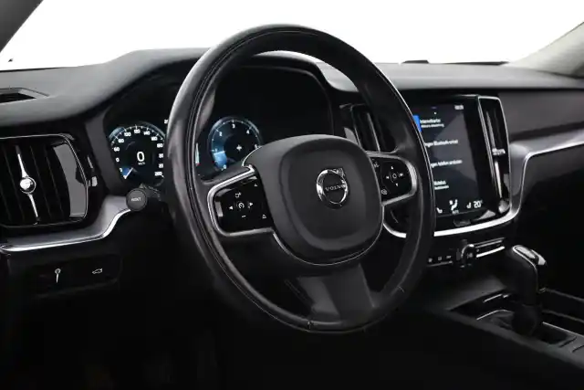 Musta Farmari, Volvo V60 – VAR-70852