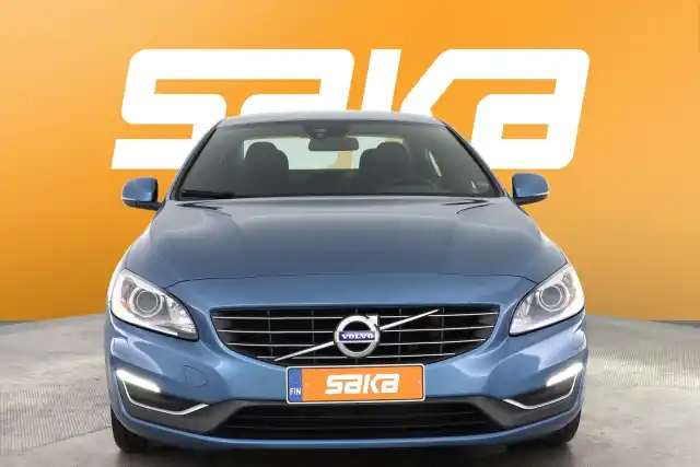 Sininen Sedan, Volvo S60 – VAR-70975