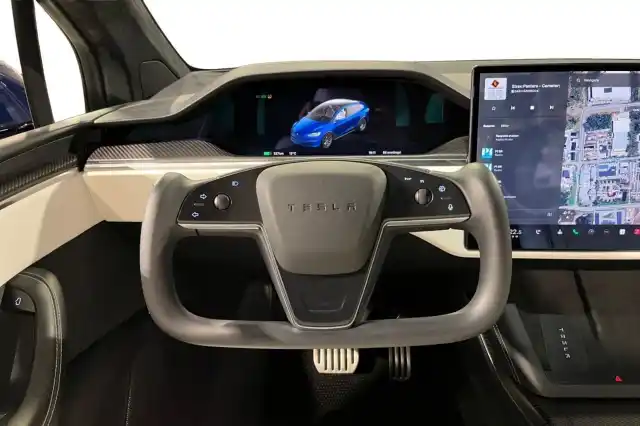 Sininen Maastoauto, Tesla Model X – VAR-71021