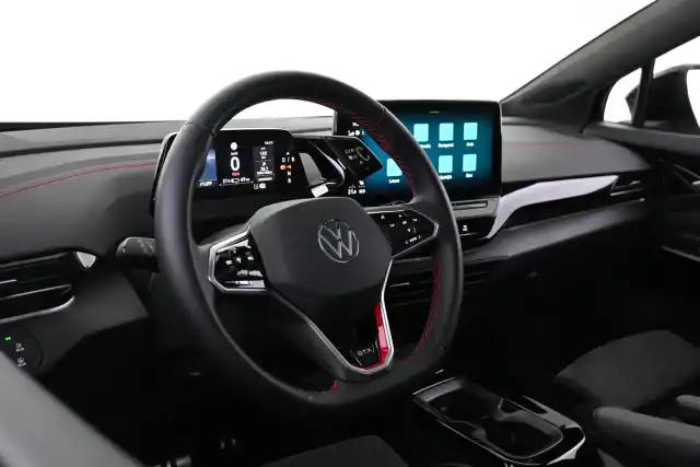 Musta Maastoauto, Volkswagen ID.4 – VAR-71035
