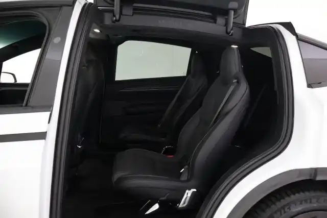 Valkoinen Maastoauto, Tesla Model X – VAR-71707