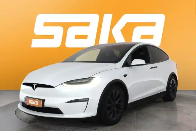 Valkoinen Maastoauto, Tesla Model X – VAR-71707