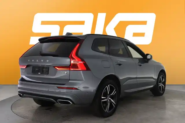 Harmaa Maastoauto, Volvo XC60 – VAR-71891