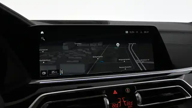 Valkoinen Maastoauto, BMW X5 – VAR-72017
