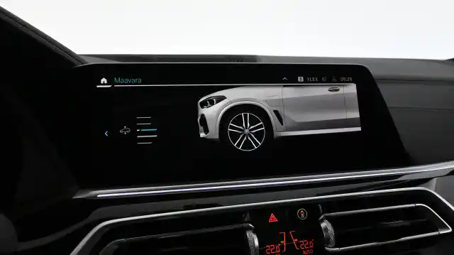 Valkoinen Maastoauto, BMW X5 – VAR-72017