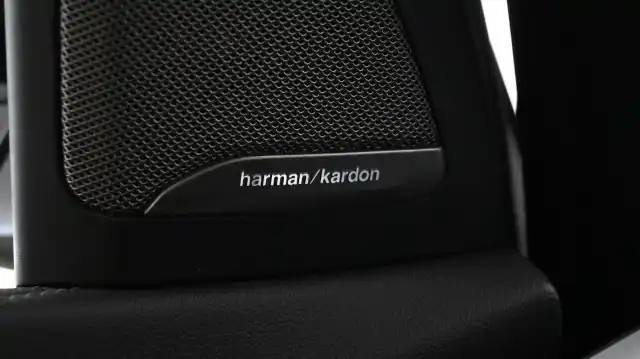 Valkoinen Maastoauto, BMW X5 – VAR-72017