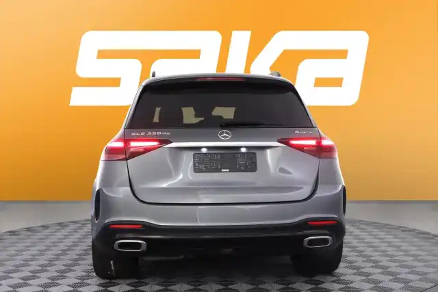 Harmaa Maastoauto, Mercedes-Benz GLE – VAR-72029