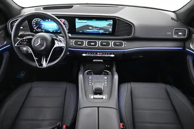Harmaa Maastoauto, Mercedes-Benz GLE – VAR-72029