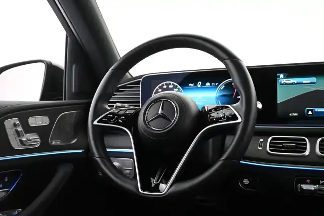 Harmaa Maastoauto, Mercedes-Benz GLE – VAR-72029